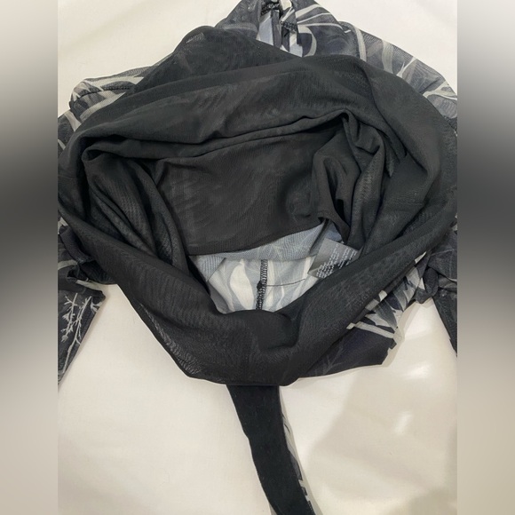 ALLSAINTS Rutland Elia Black Floral Mesh Long Sleeve Mock Neck Bodysuit SZ 2 - Picture 10 of 12